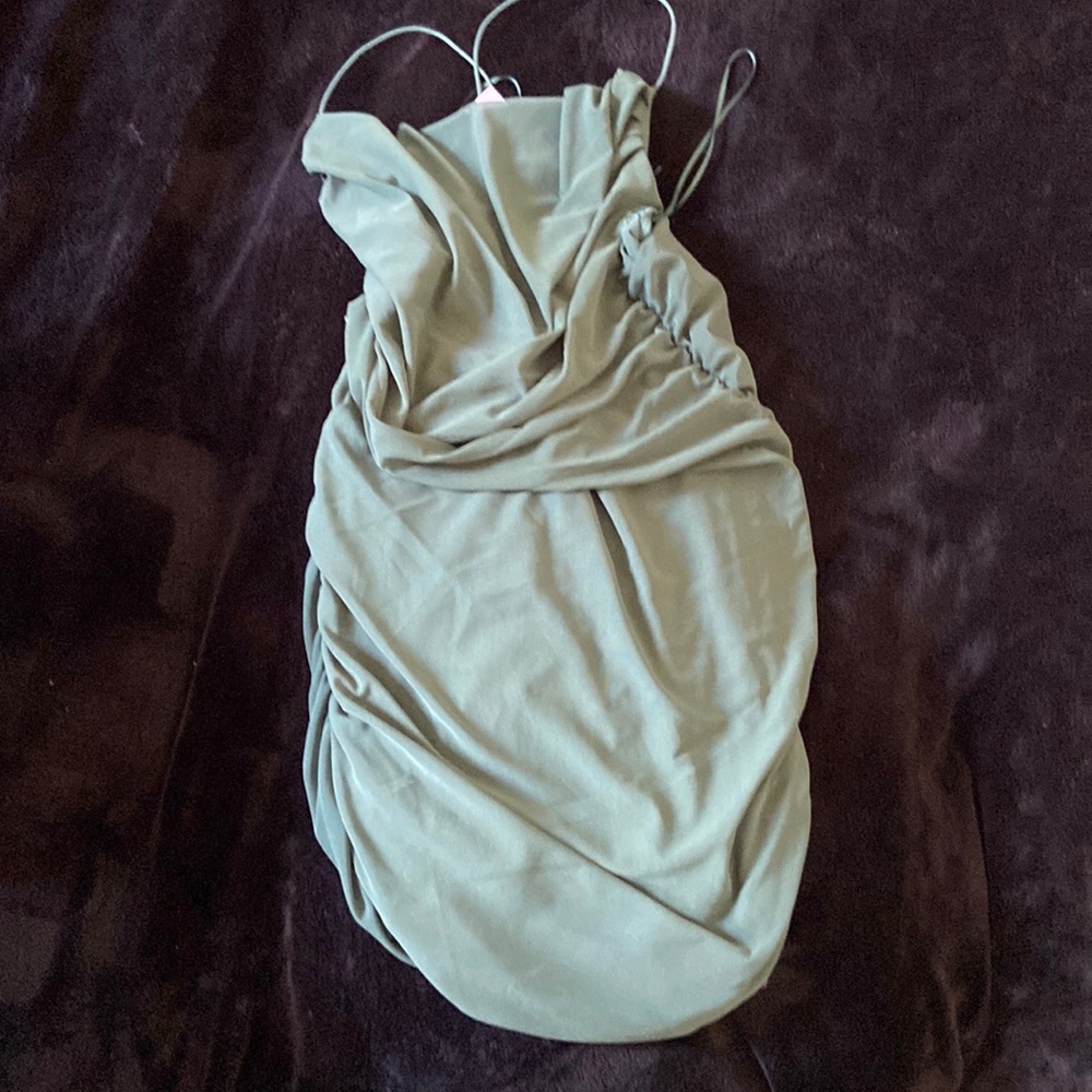 Garage size L dress